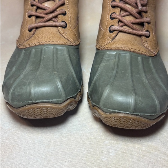 Sperry Top Sider Men's Tan and Olive Duck Rain Boots, size 7 - Picture 5 of 9